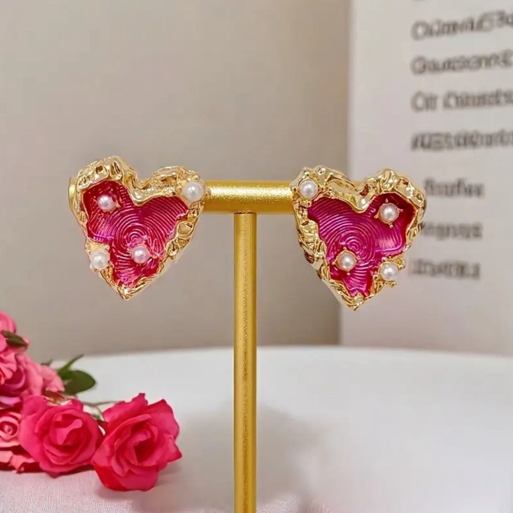Threaded Metal Magenta Heart Stud Earrings for
